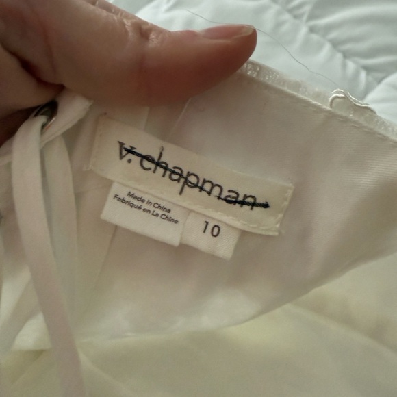 V. Chapman Nigella Dress in White - Picture 9 of 9